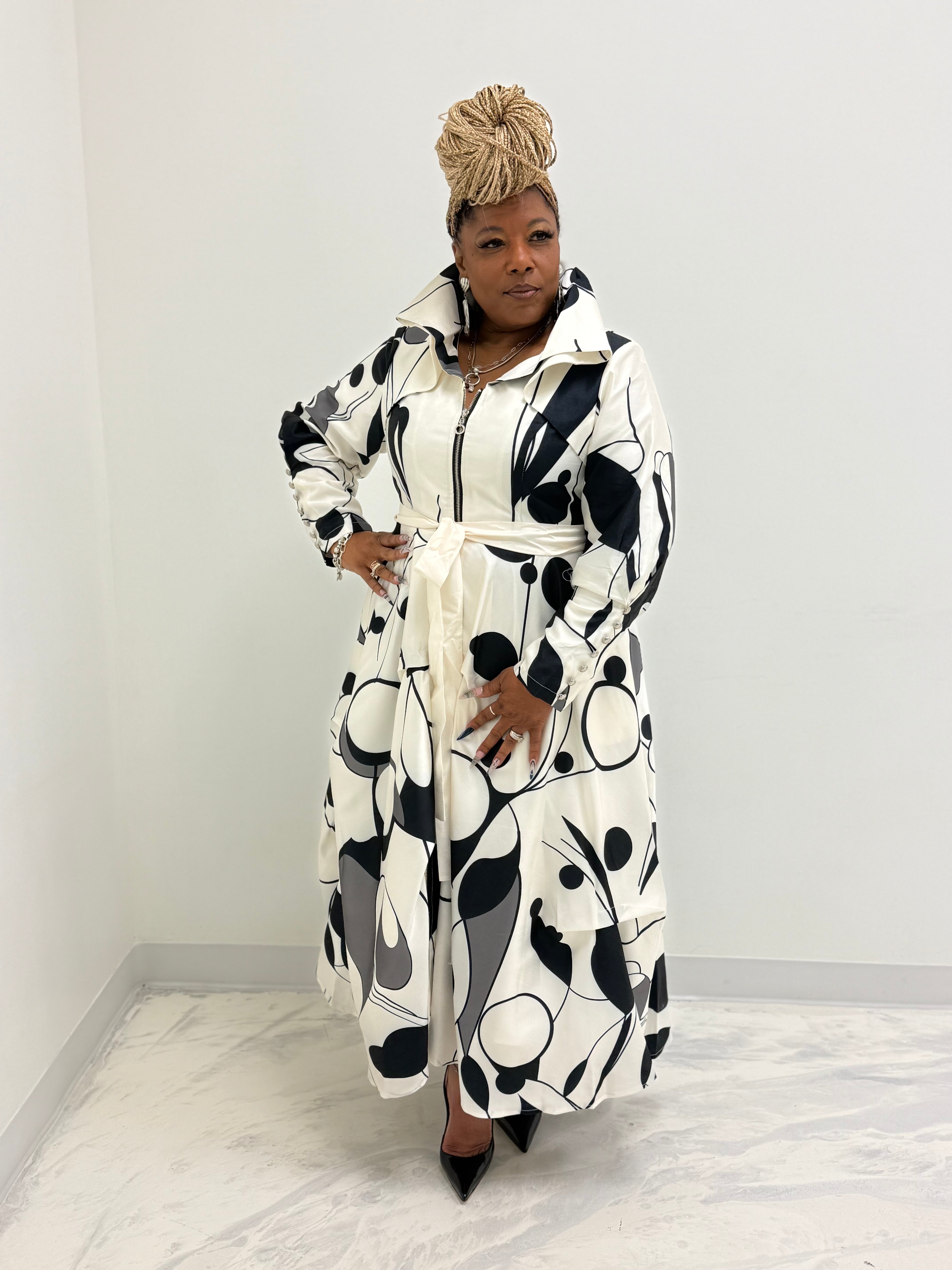 HER Black and White Print Dress